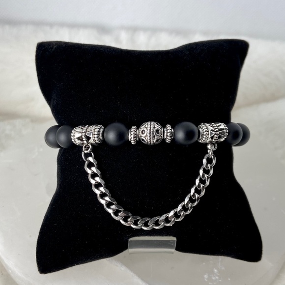 Handmade onyx viking beads & dangly curb chain - Picture 13 of 14